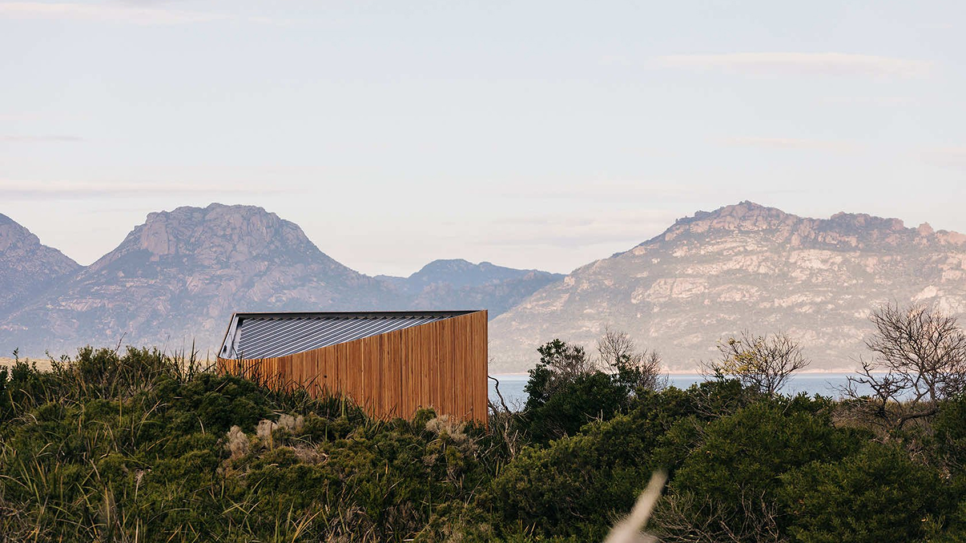 Escape to Nature: Luxury Awaits at Studio Tasmania